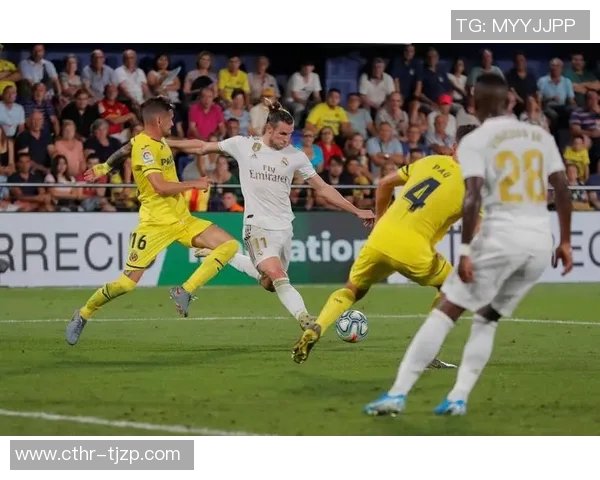 皇马主场1-2不敌比利亚雷亚尔，队内危机暴露无遗